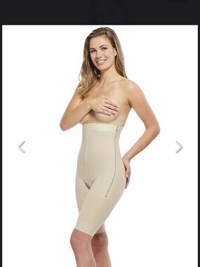 High-Waist Beige faja Bodyshort